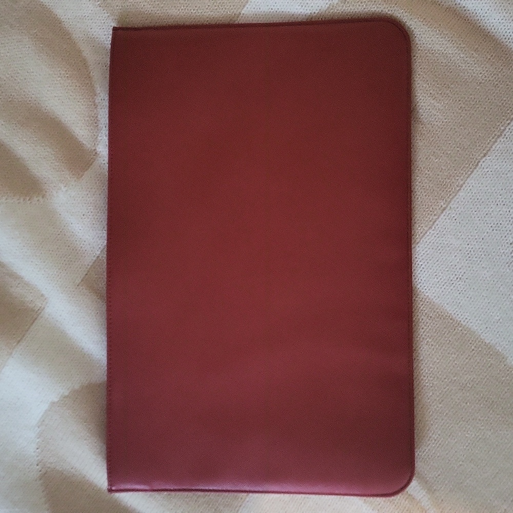 NWOT Michael Kors Red Leather Envelope Clutch Bag❤️ - Picture 3 of 3